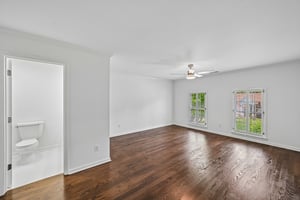Westchester Pl-S3004-086.jpg