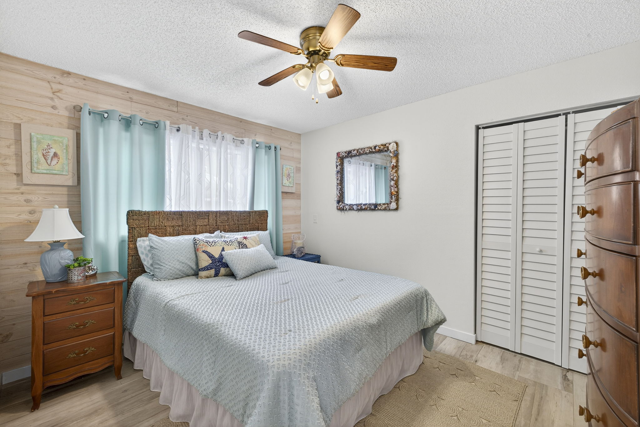 Guest Bedroom 2 - 1 of 2