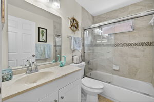 Guest Bathroom 2
