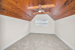 Upper Level Bedroom3a