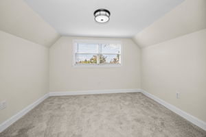 Upper Level Bedroom4a