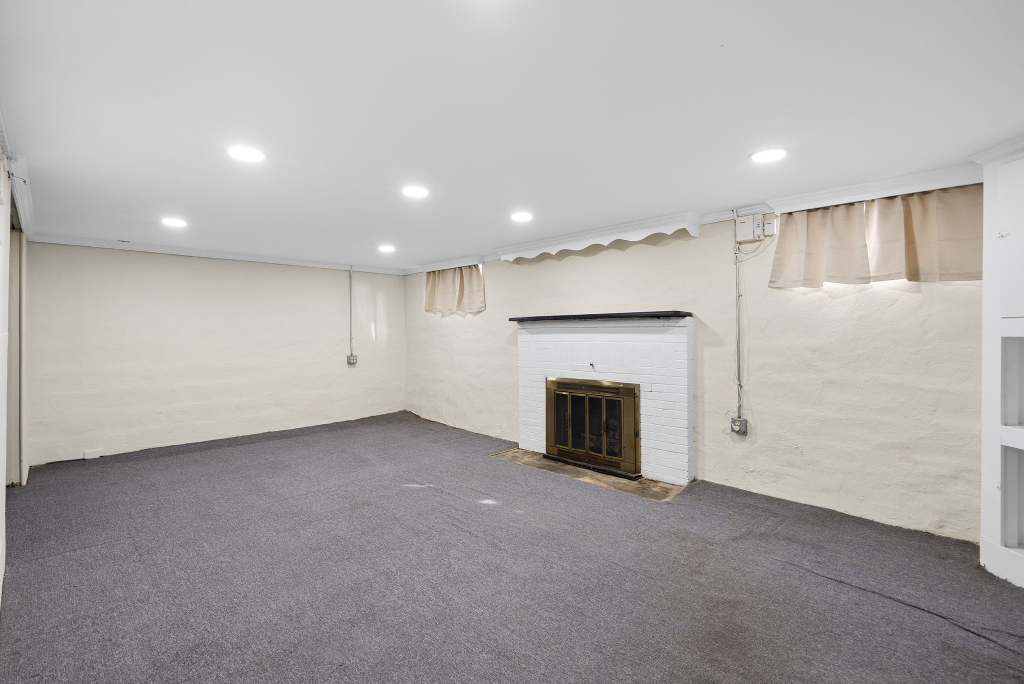 Lower Level Recreation Room