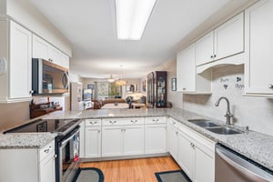 River Lodge Ln-S0909-012.jpg