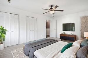 IMG_024 virtually staged.jpeg