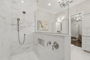 Photo 105