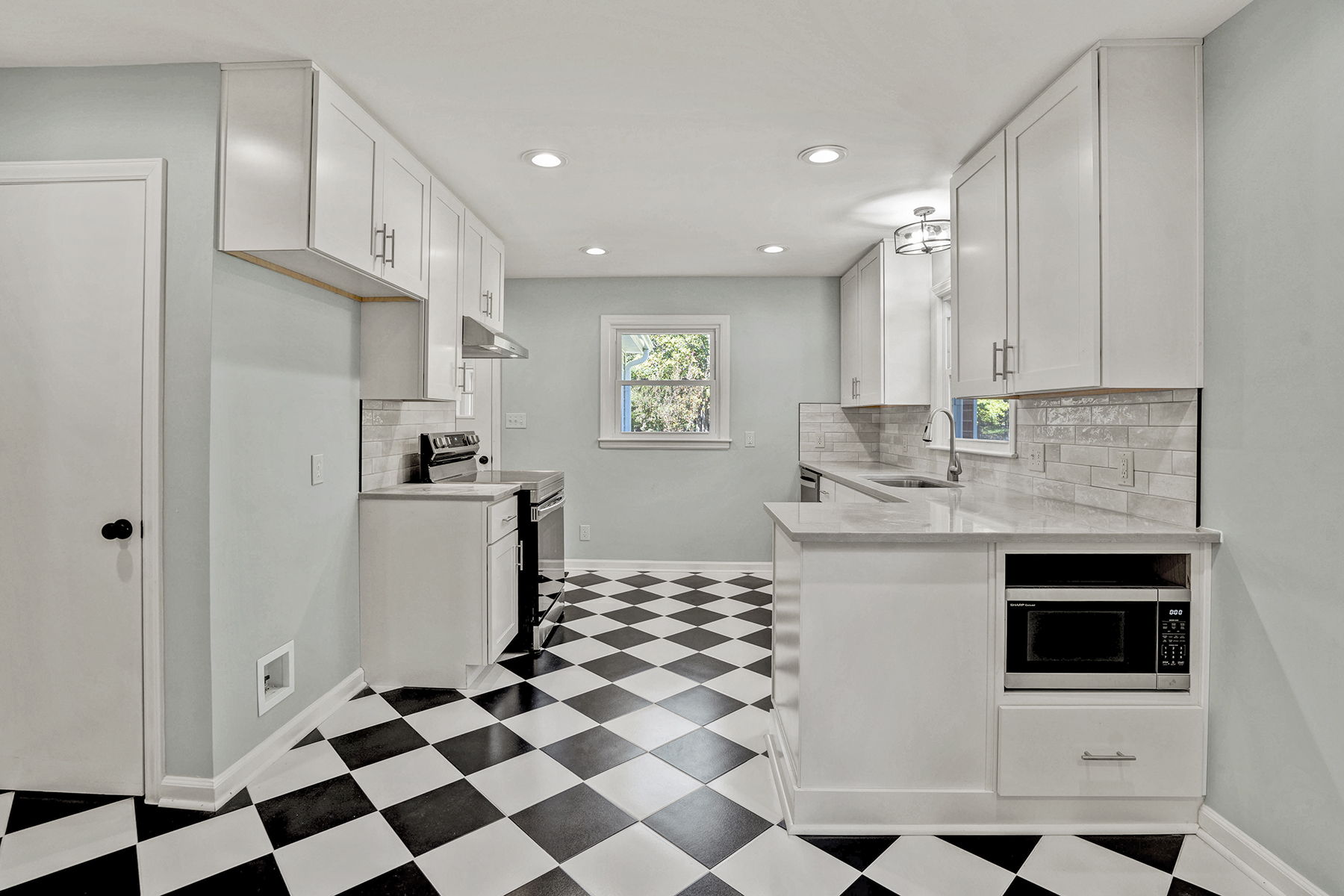 Dining Room/Kitchen