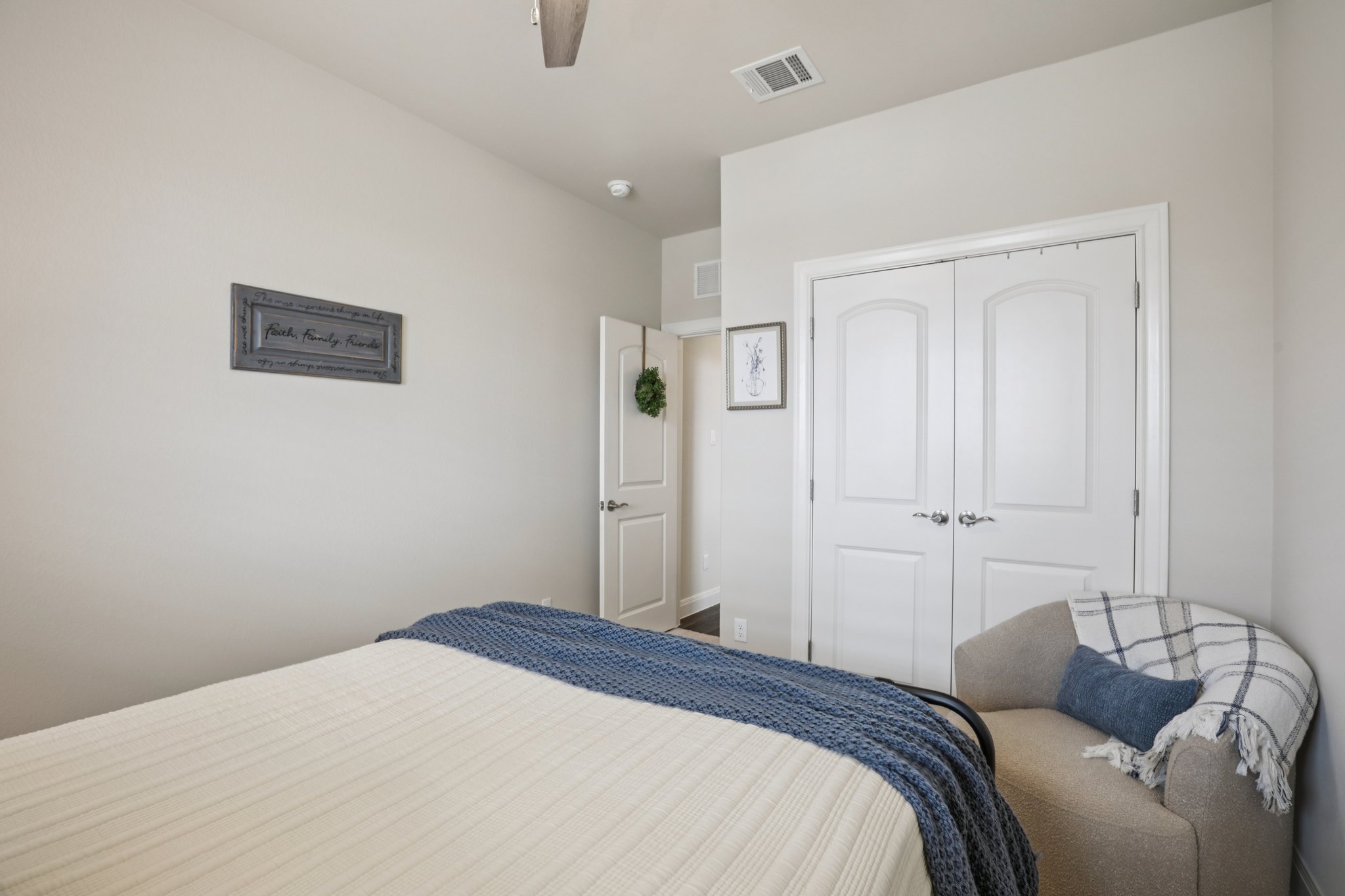 Bayberry Cir-S0603-041.jpg