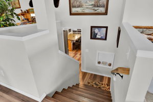  Photo 36