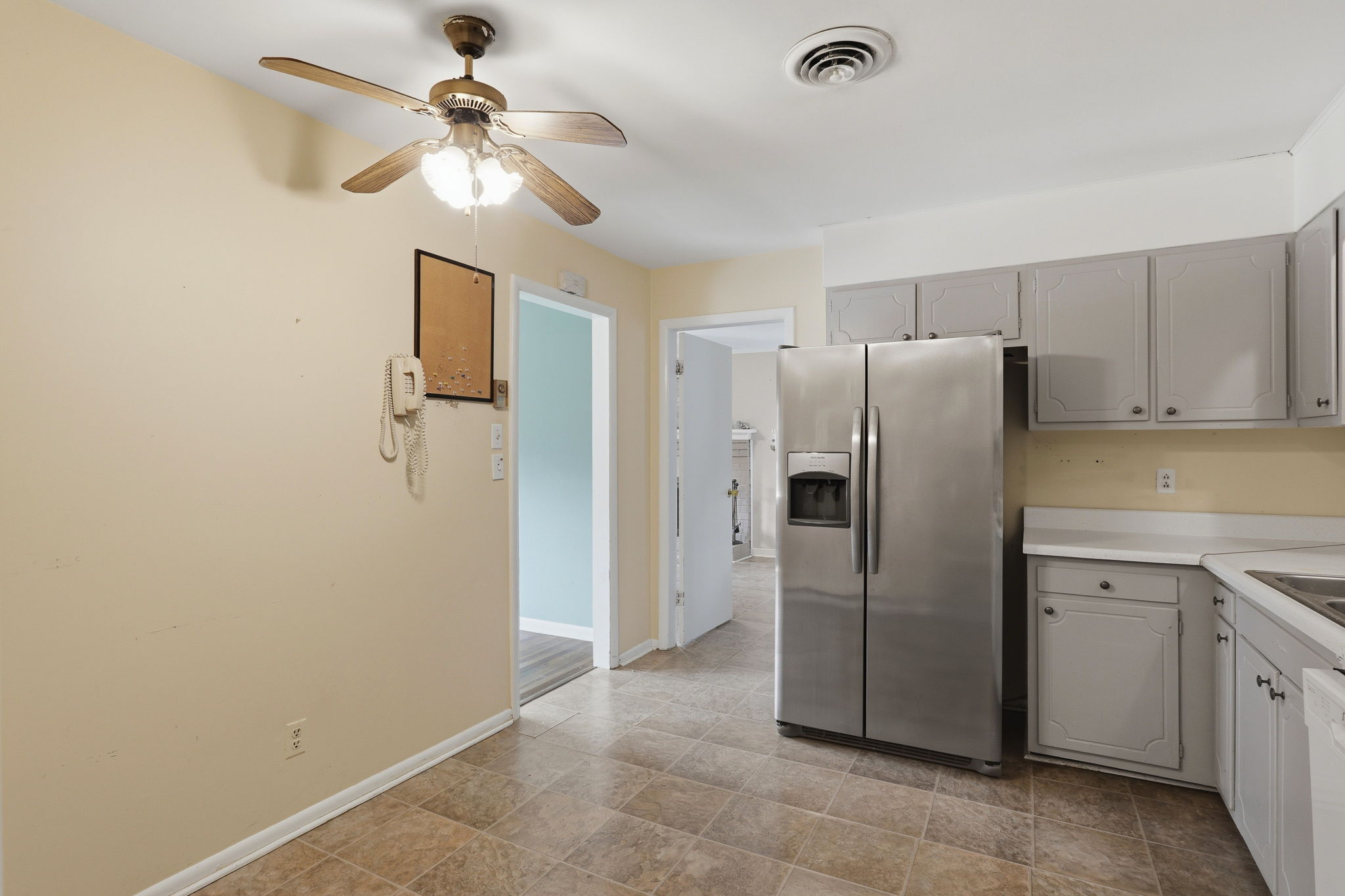 10-Kitchen