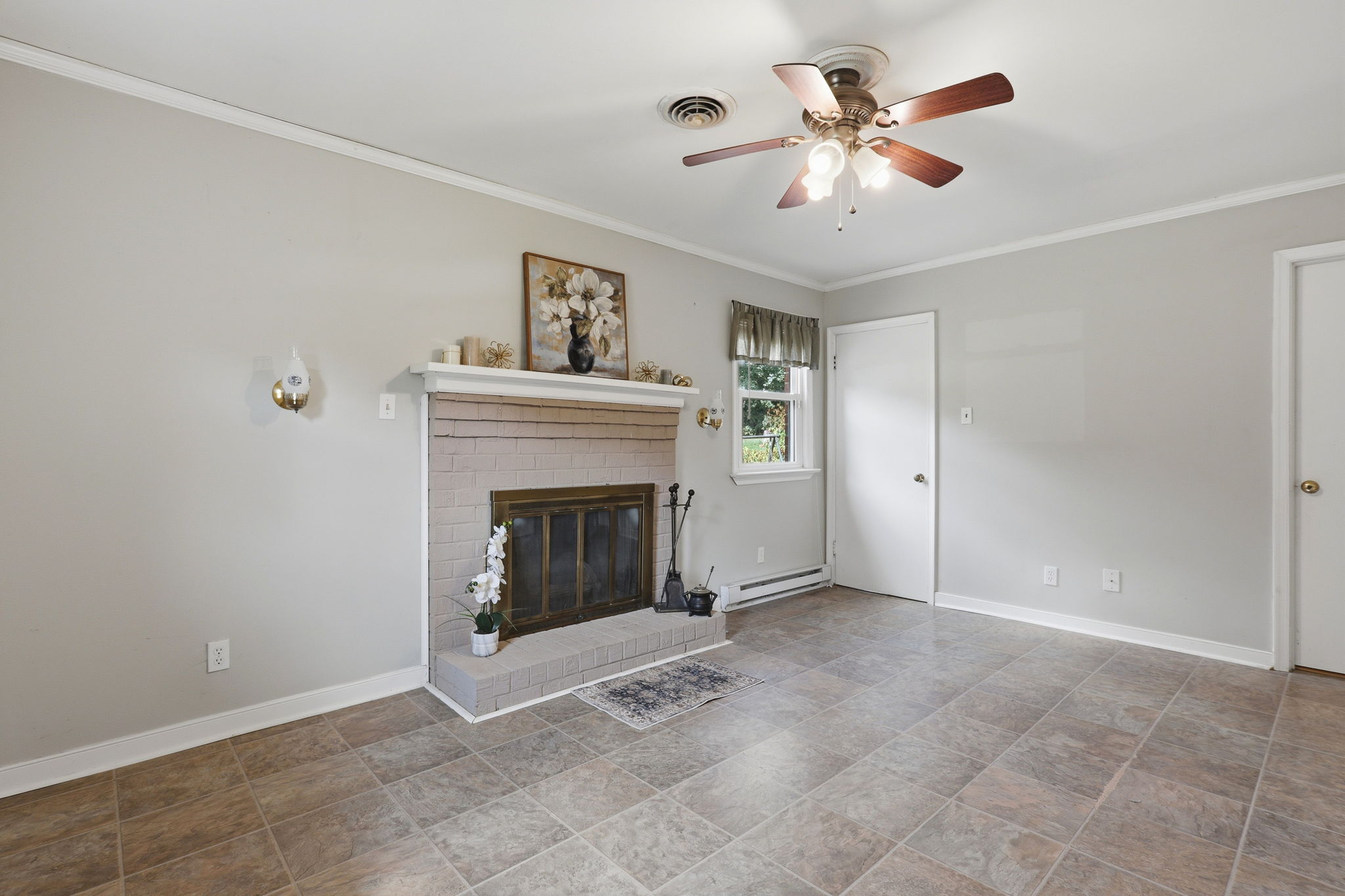 13-Family Room