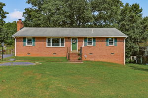 01-Exterior Front