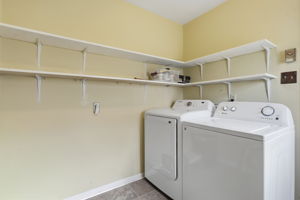 19-Laundry Room