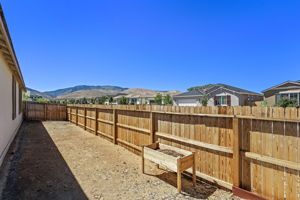  Photo 44