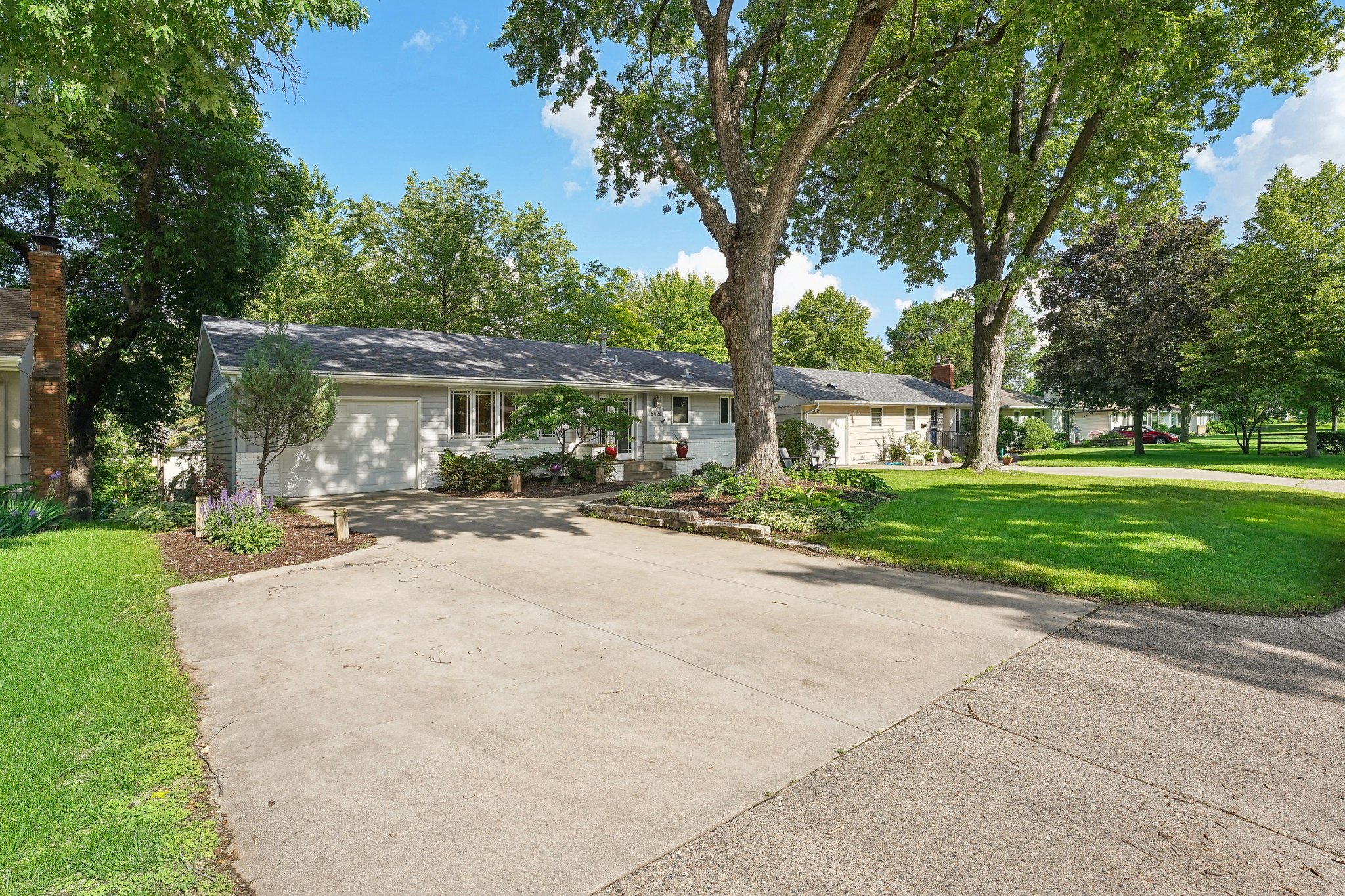 James Ave S-005.jpg