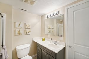James Ave S-032.jpg