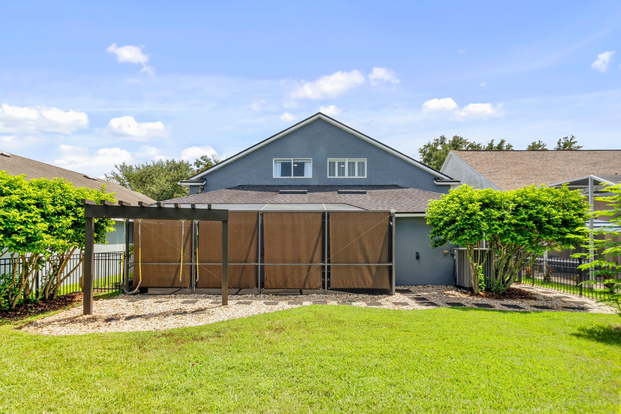  Photo 50