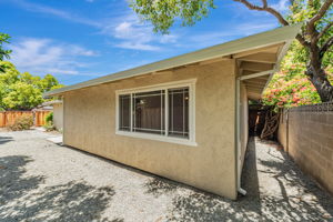 039_6422 Trinidad Dr