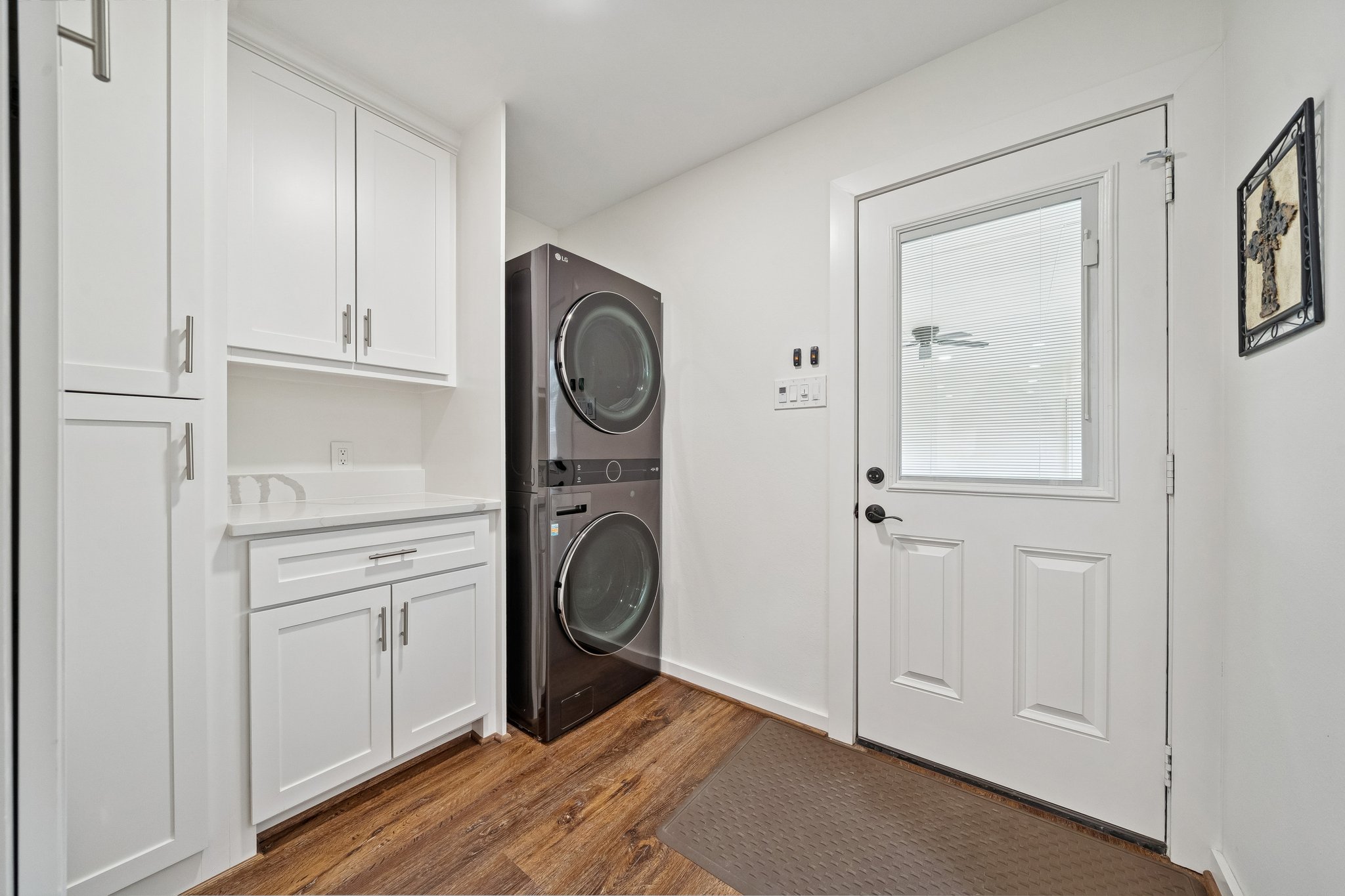 6422 Waltway Dr, Houston, TX 77008-018.jpg