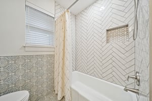 6422 Waltway Dr, Houston, TX 77008-020.jpg