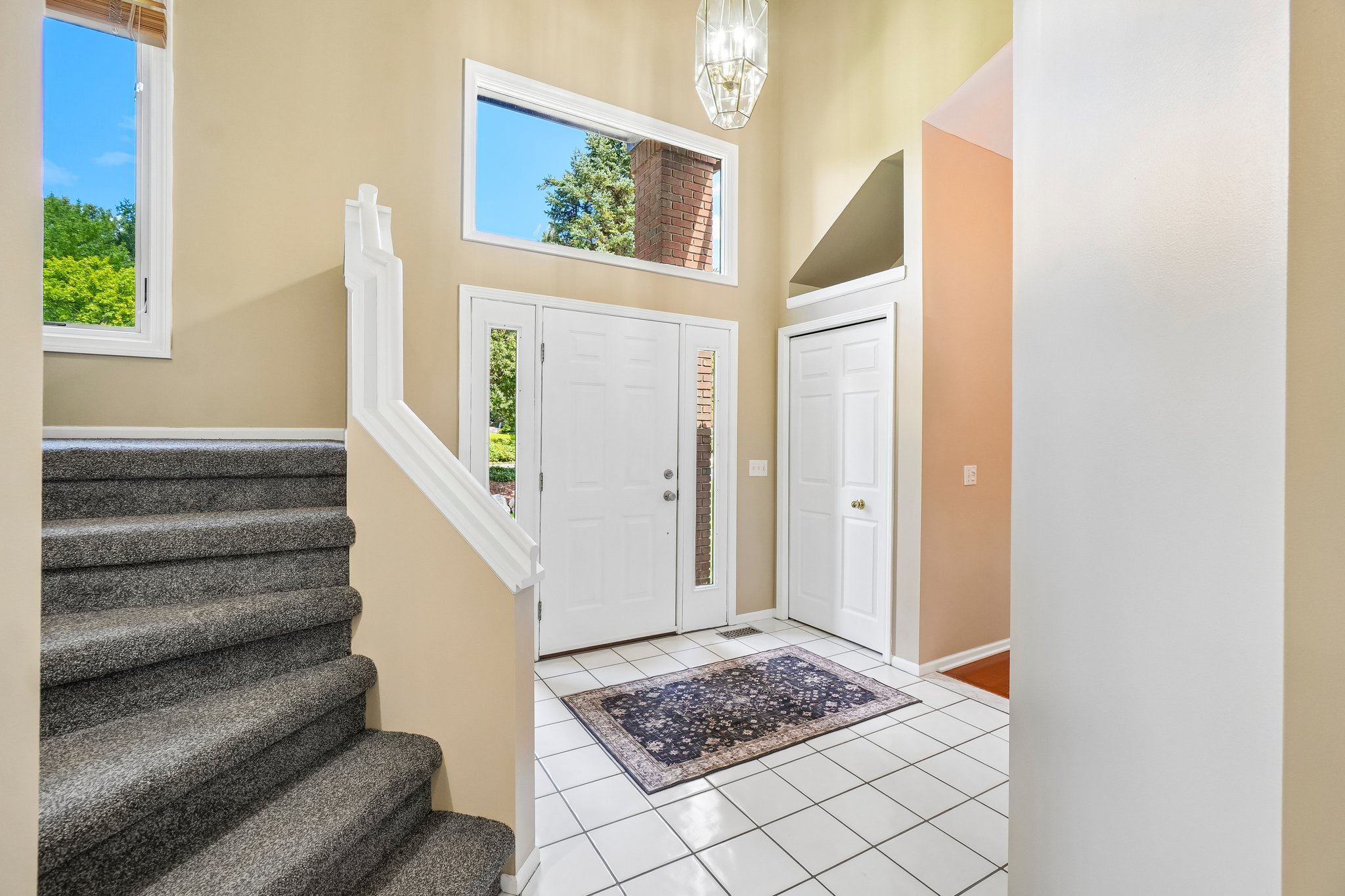 - 6423 Southampton Dr-S2407-002.jpg