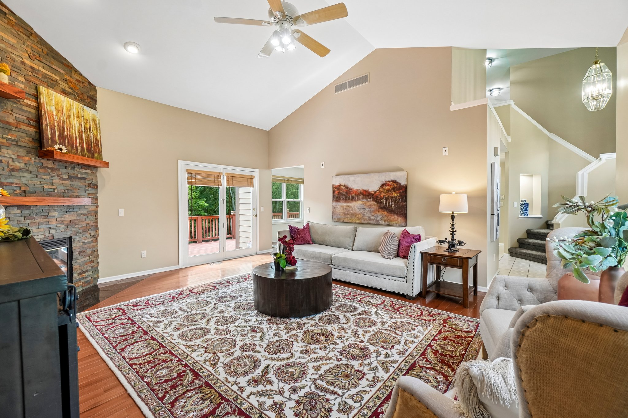- 6423 Southampton Dr-S2407-005.jpg