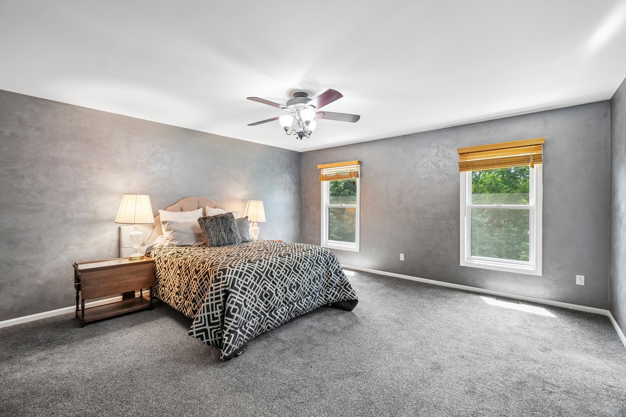- 6423 Southampton Dr-S2407-016.jpg