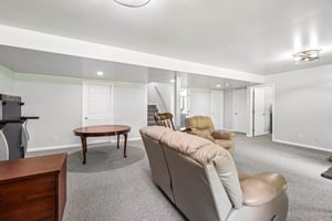 Southampton Dr-S0807-027.jpg