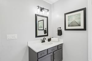- 6423 Southampton Dr-S2407-026.jpg