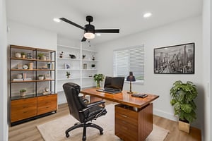 DSC_0691 virtually staged.jpeg