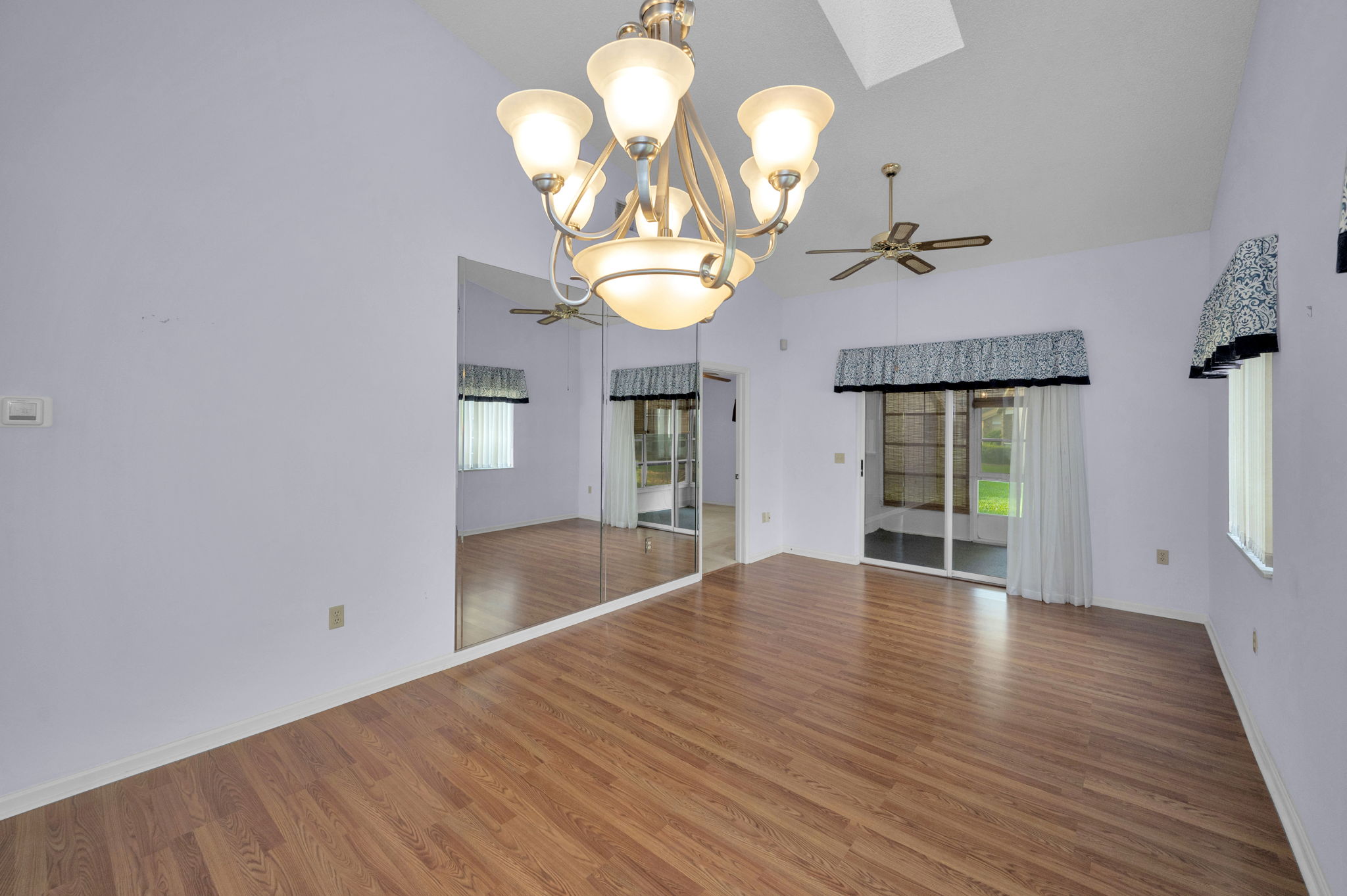 Dining Room3