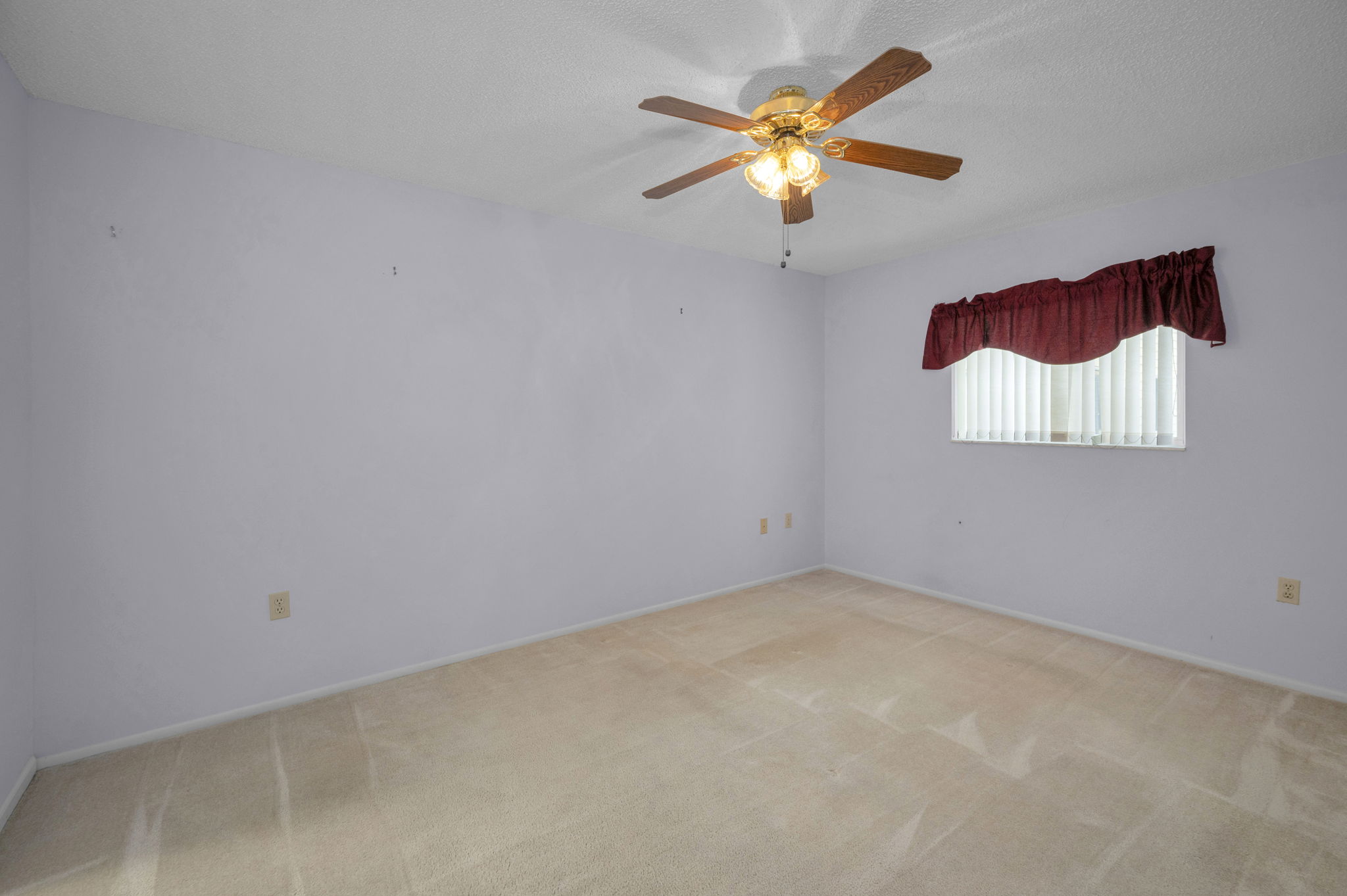 Master Bedroom1a
