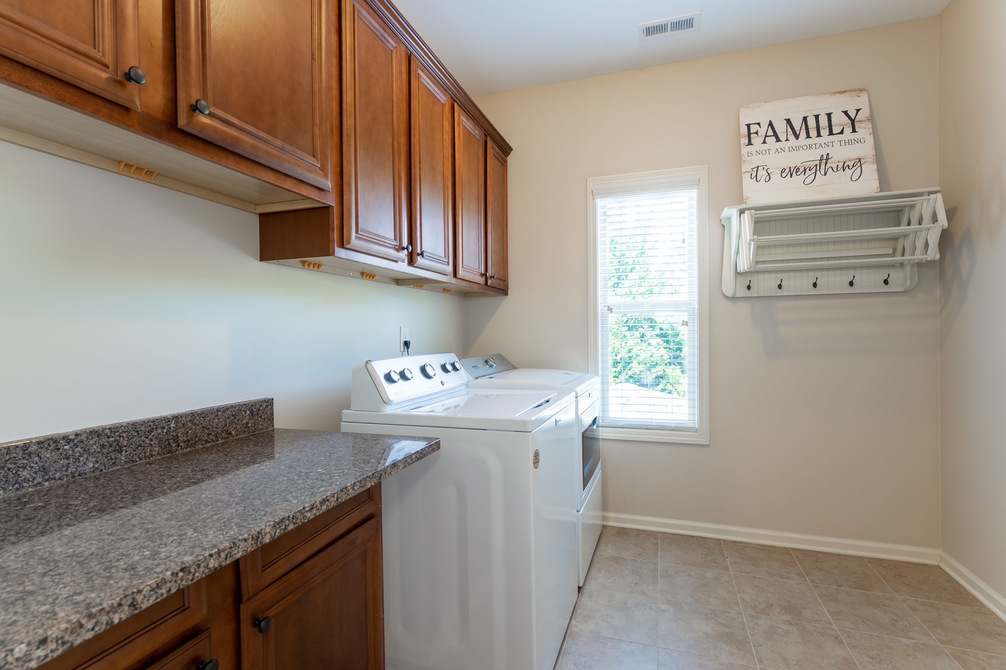 6427 Farmview Dr NW, Acworth, GA 30101, USA Photo 30