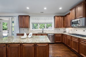 6427 Farmview Dr NW, Acworth, GA 30101, USA Photo 16