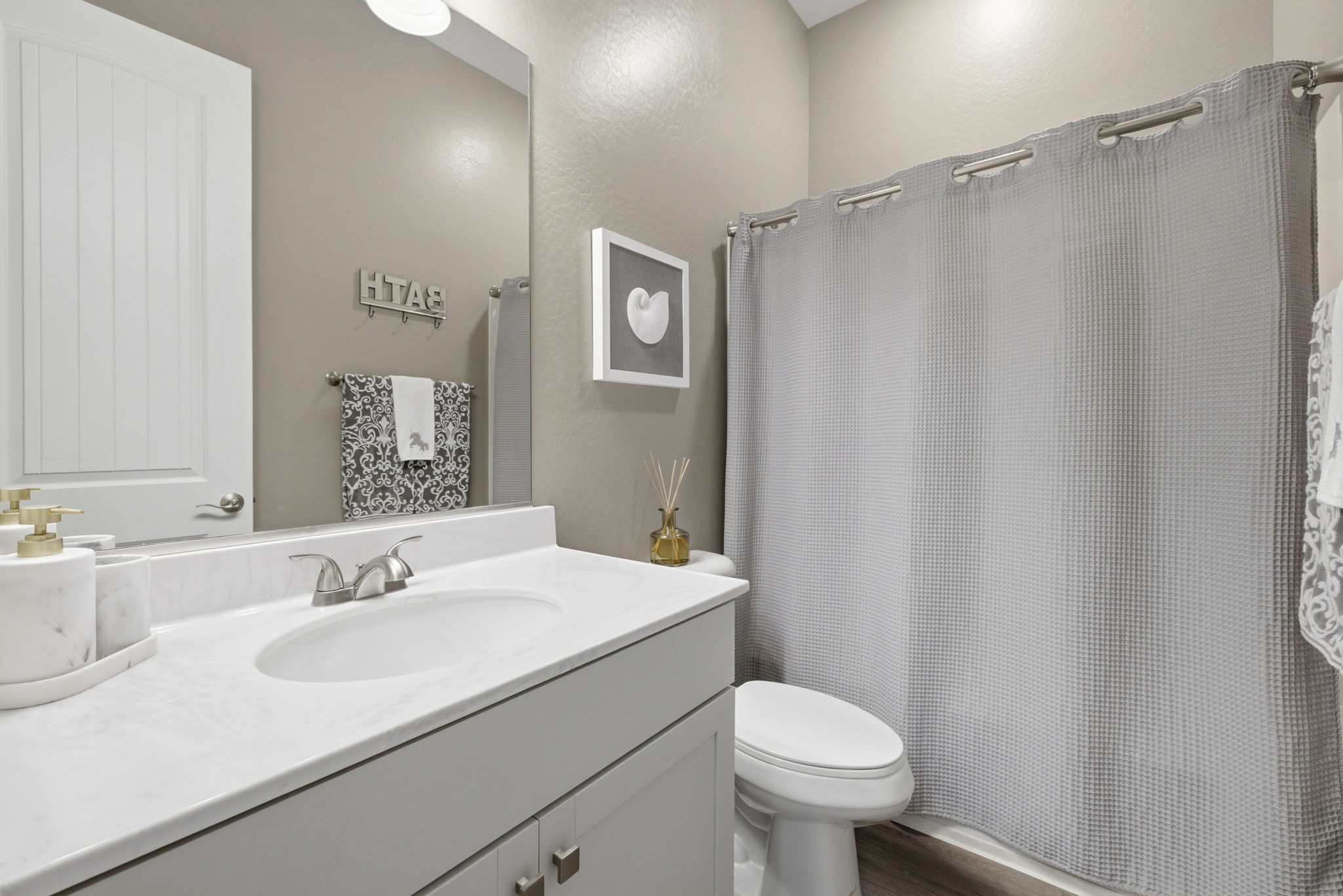 Bathroom 2