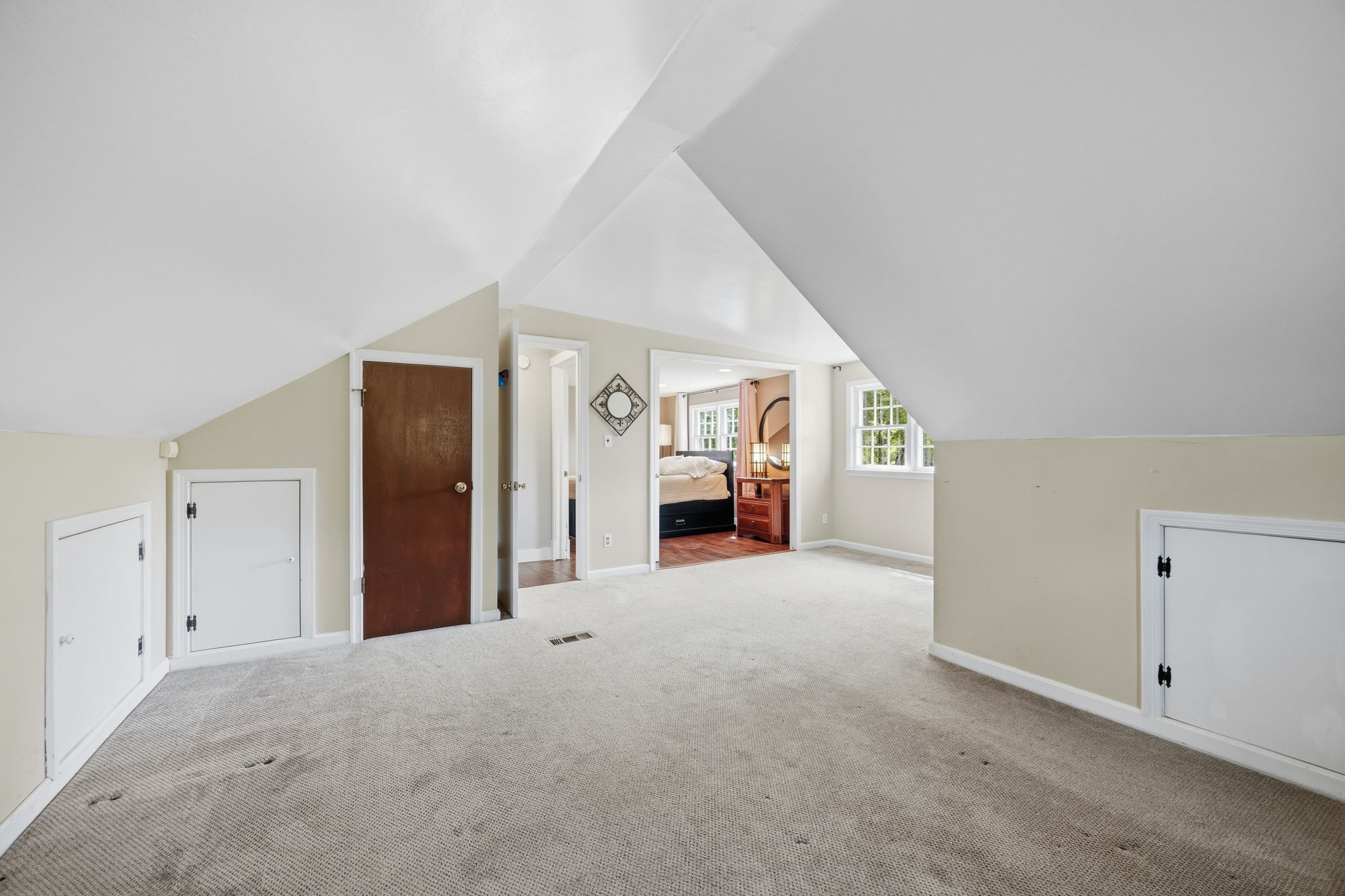 Upper level could be converted to two bedrooms