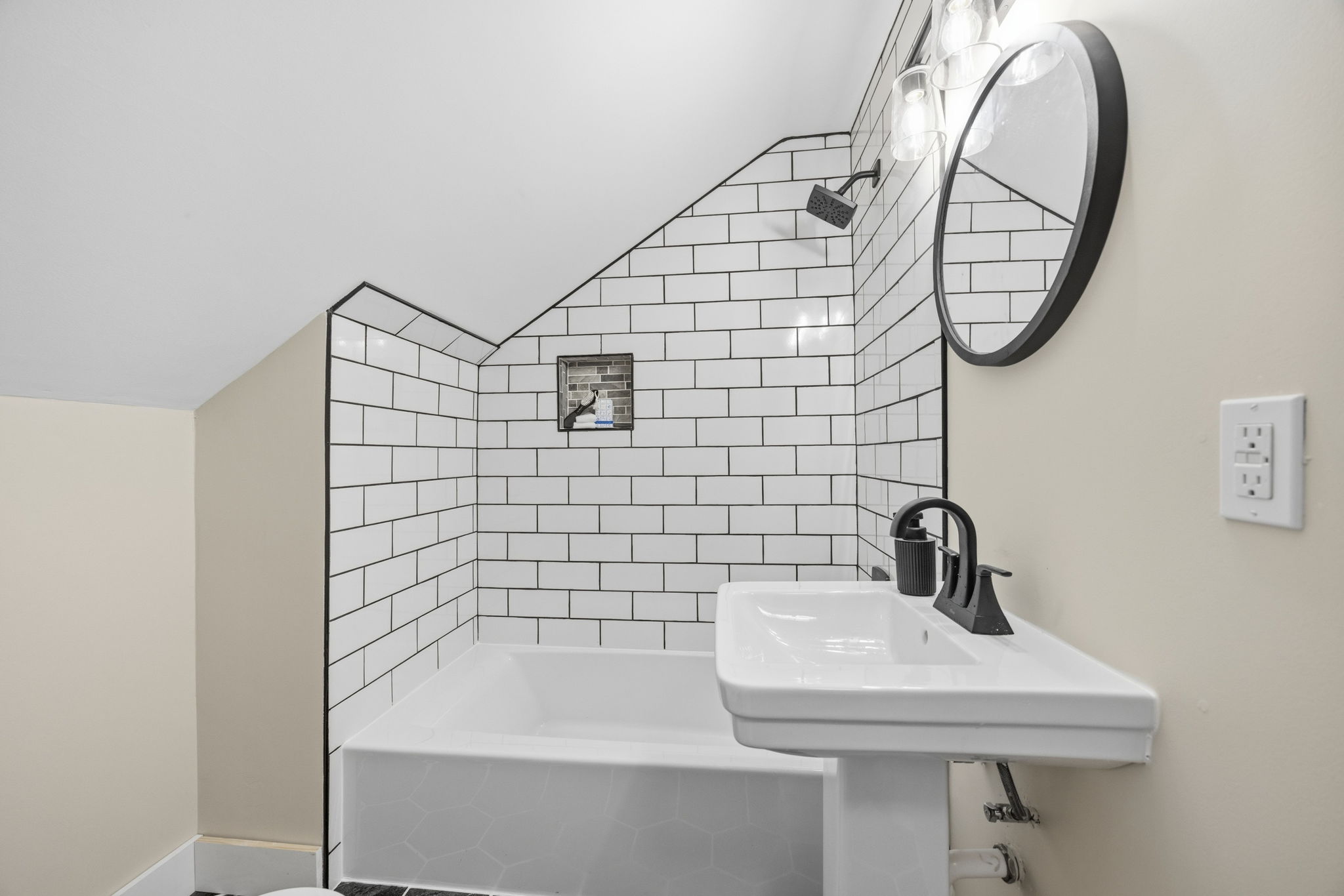 Newly renovated upper level full bath