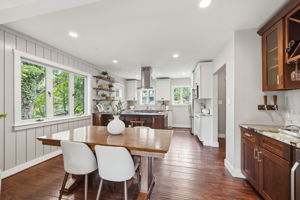 Modern, open kitchen & dining room