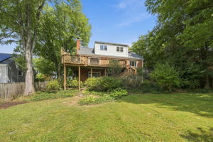 Flat, large back yard
