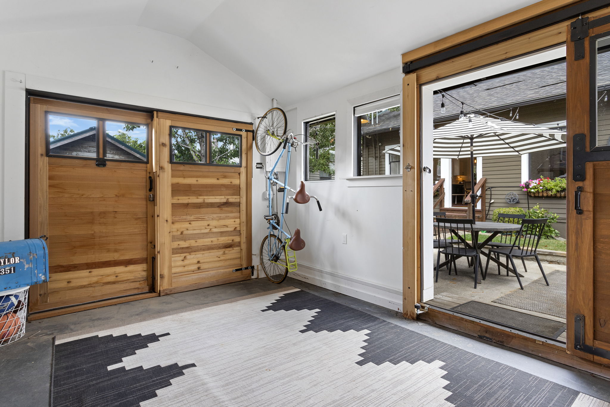 6429 N Commercial Ave, Portland, OR 97217, USA Photo 53