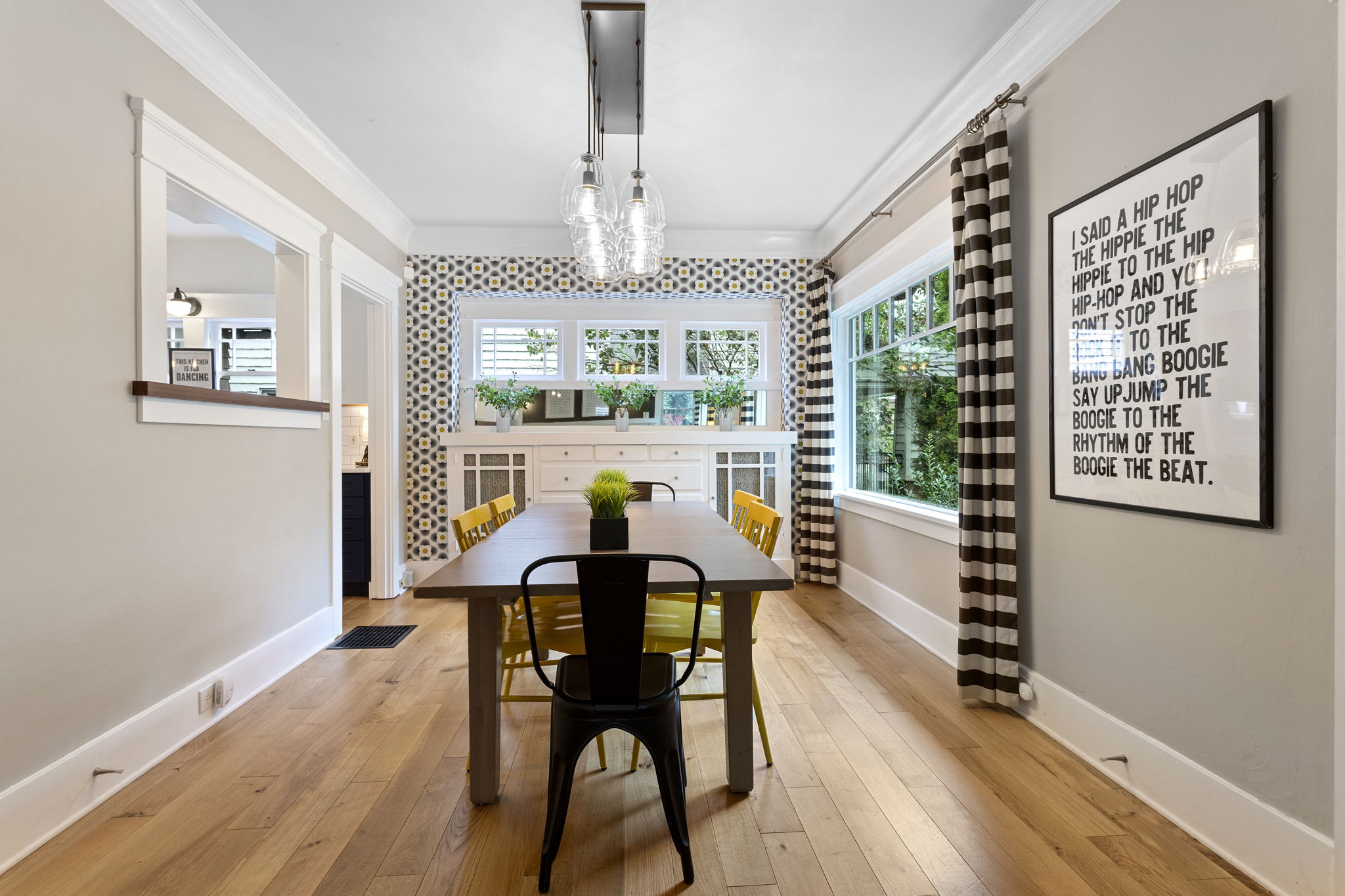 6429 N Commercial Ave, Portland, OR 97217, USA Photo 12