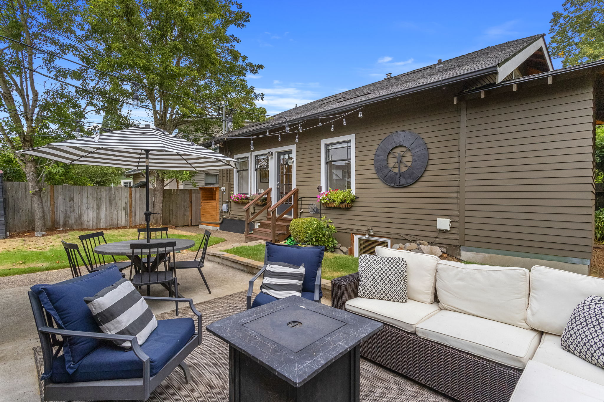 6429 N Commercial Ave, Portland, OR 97217, USA Photo 47