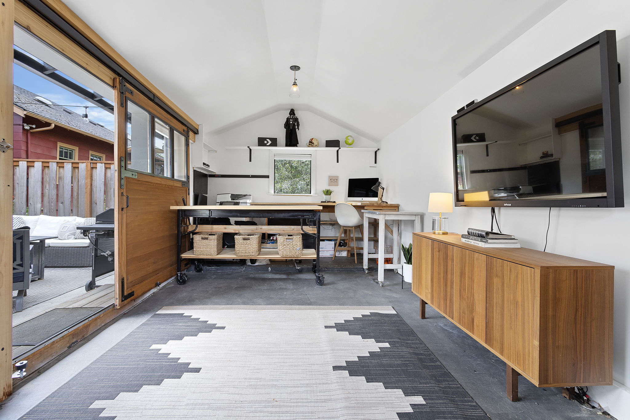 6429 N Commercial Ave, Portland, OR 97217, USA Photo 52