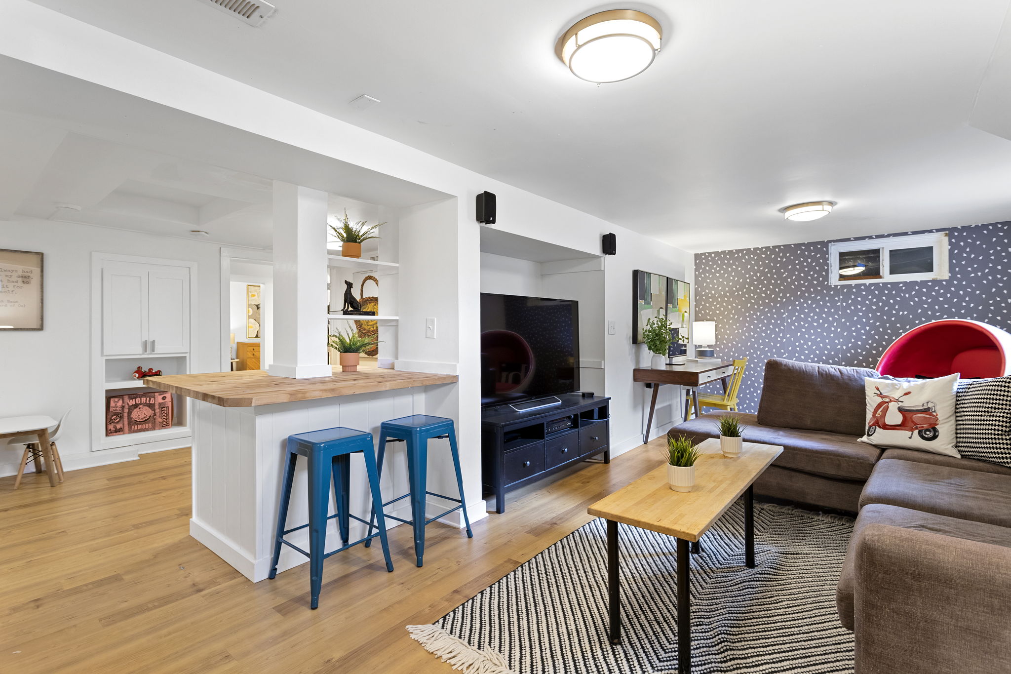 6429 N Commercial Ave, Portland, OR 97217, USA Photo 31