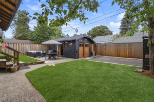 6429 N Commercial Ave, Portland, OR 97217, USA Photo 48