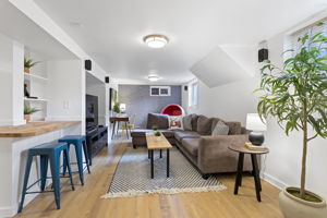 6429 N Commercial Ave, Portland, OR 97217, USA Photo 29