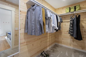 6429 N Commercial Ave, Portland, OR 97217, USA Photo 40