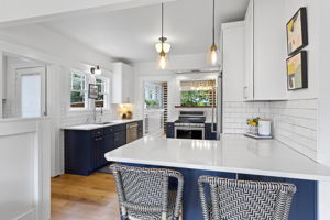 6429 N Commercial Ave, Portland, OR 97217, USA Photo 22