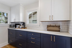 6429 N Commercial Ave, Portland, OR 97217, USA Photo 23