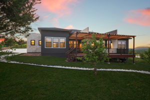  Photo 47