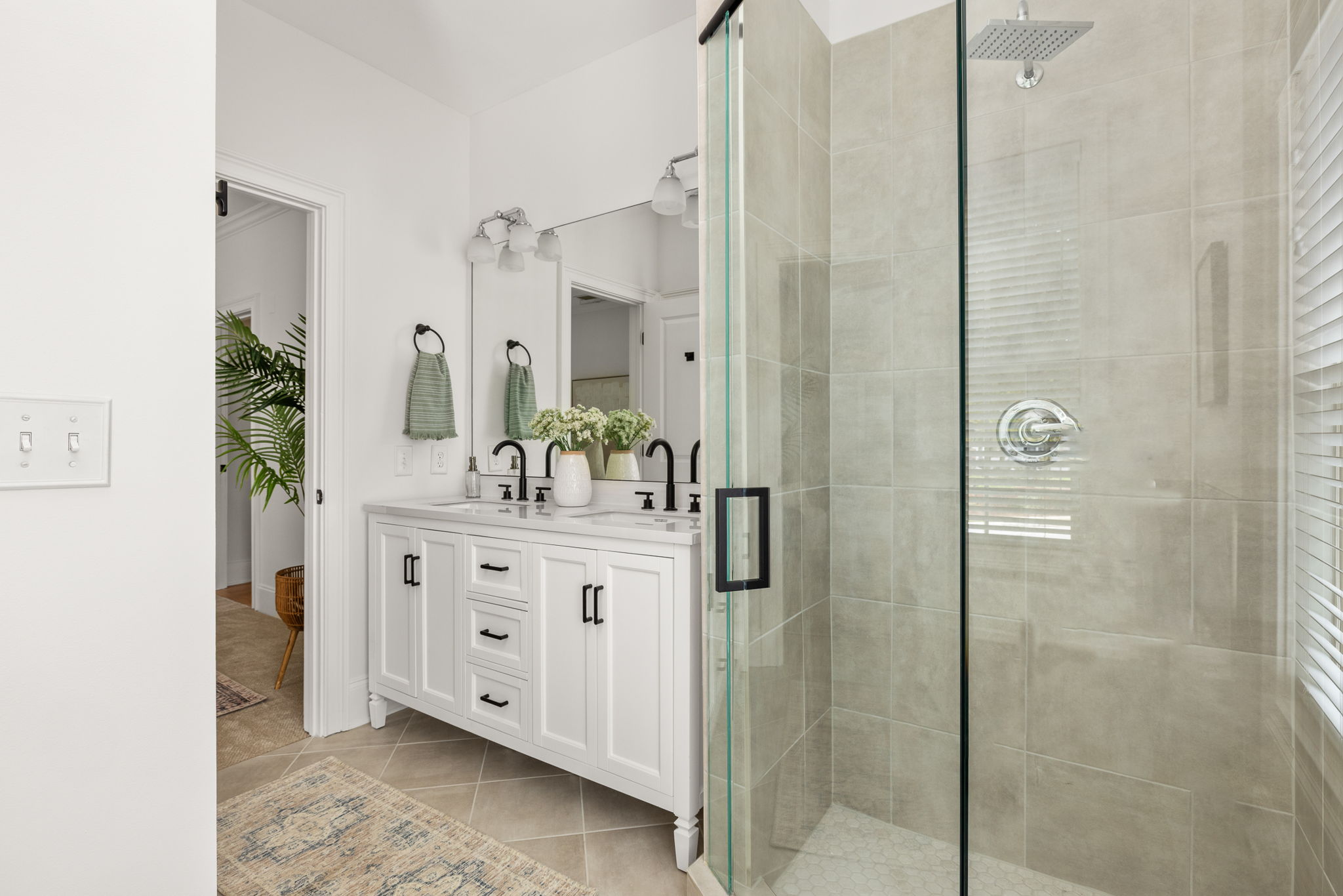 20251028_6430chariot_nassar050